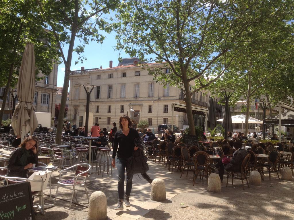 La Suite Du Jeune Homme Montpellier Exterior photo